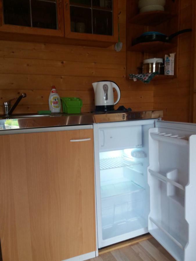 Hueueru Puhkemajad Pensionat Huuru Exteriör bild